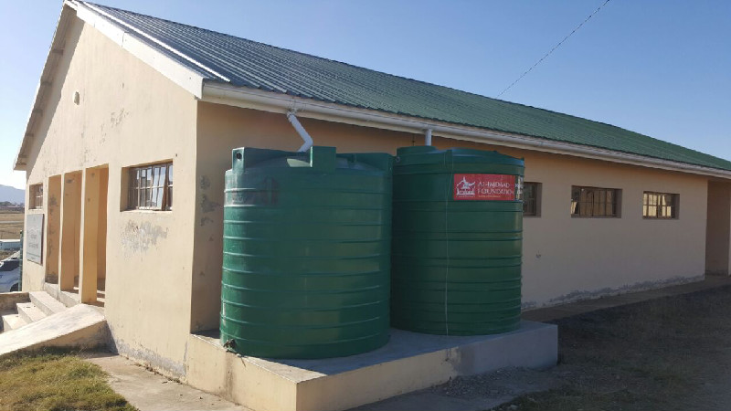 Al-Imdaad Foundation teams in the Eastern Cape have recently installed 6 rain-water collection Jojo tanks across two schools and a community hall facility in Betshwana Location, Mount Ayliff in the Eastern Cape as part of efforts to promote water harvesting and combat water scarcity